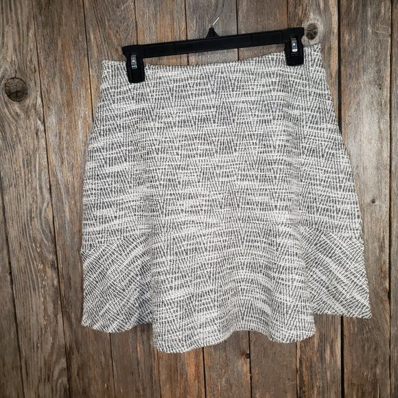 Loft S Women's Cream Black Tweed Flippy Flounce Pull On Mini Skirt - Picture 2 of 6